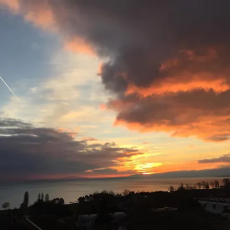 Bedrooms Floor With Beautiful View Lausanne