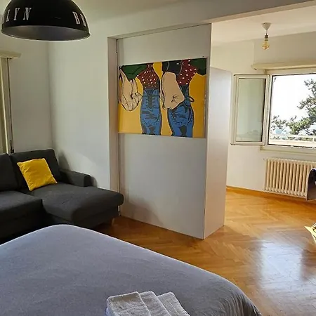 Bedrooms Floor With Beautiful View