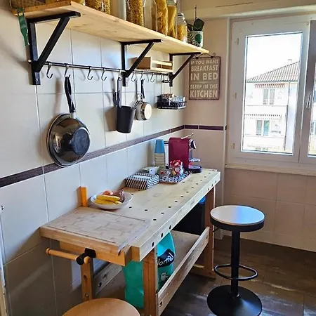 Homestay Bedrooms Floor With Beautiful View Lausanne